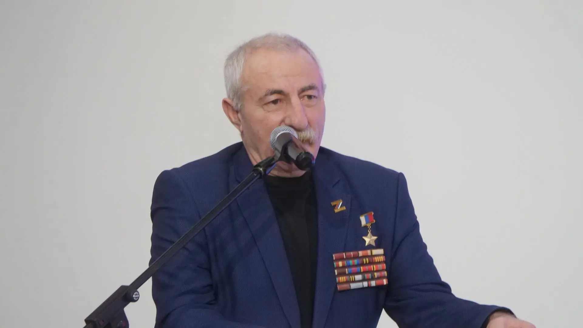 Защитникам Отечества посвящается... Масштабное патриотическое мероприятие прошло в Махачкале